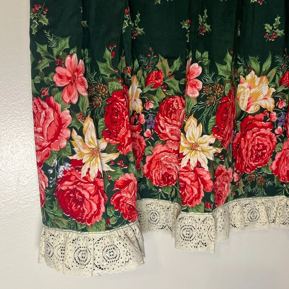 Holiday Holly 100% Cotton Vintage 1990s Floral Design Lace‎ Hem Tie Waist Apron